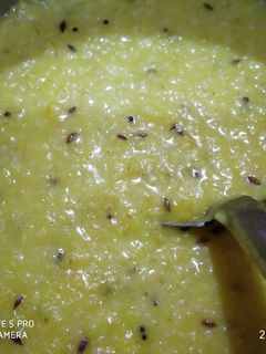 ઘઉં ના ફાડા ની ખીચડી રેસીપી મુખ્ય ફોટો