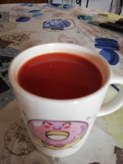 Una foto de Zumo de tomate natural y casero