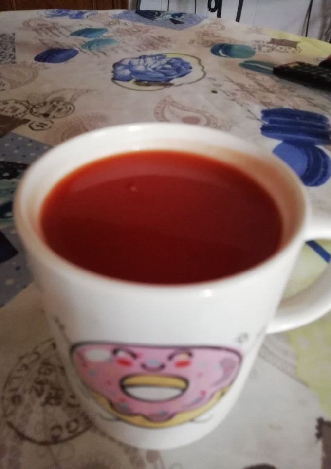 Una foto de Zumo de tomate natural y casero