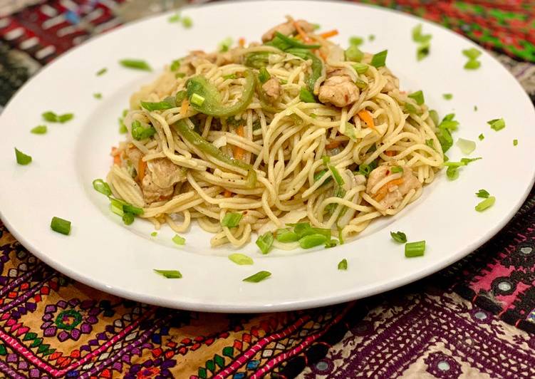 Steps to Make Speedy Chicken chowmein