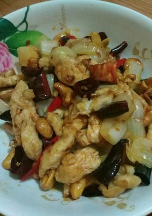 รูปของ ไก่ผัดเม็ดมะม่วงหิมพานต์