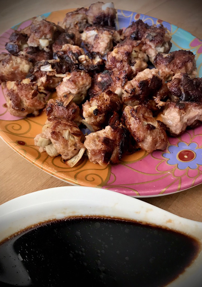Una foto de Boulettes orientales de cerdo