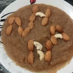 A picture of Suji ka Halwa.