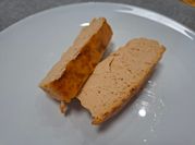 Una foto de pastel salados frios