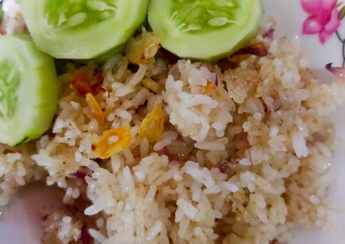 Cara membuat Nasi Goreng Sederhana Cara membuat Nasi Goreng Sederhana