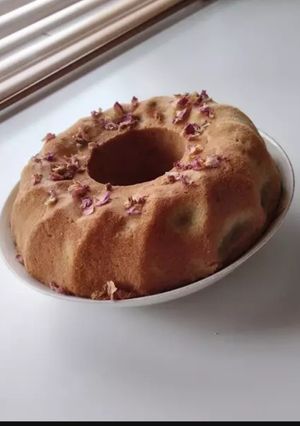 عکسی از دستور کیک هل و گلاب🥧
