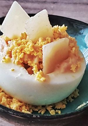 Foto principal de Uova Tonnate, huevos rellenos