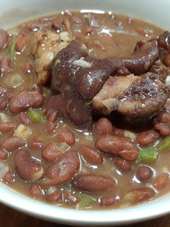 Una foto de Potaje de frijoles colorados