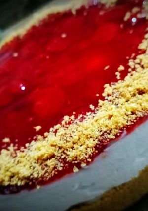 A picture of Strawberry cheesecake.