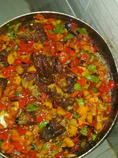A picture of Pork spicy sauce.