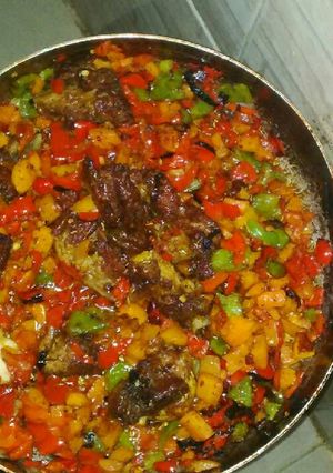 A picture of Pork spicy sauce.