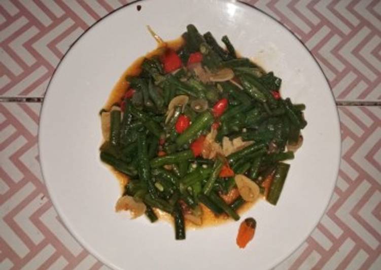 Cara Membuat Kacang Panjang Pedas Manis, Lezat Sekali