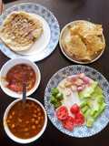 Potato naan&amritsari chhole with onion chutney