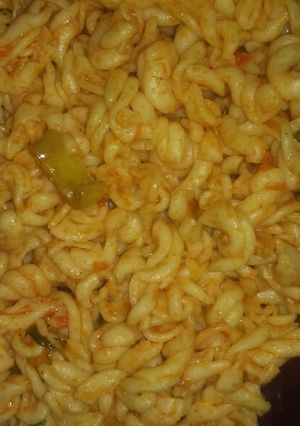 صورة لوصفة معكرونة ملوية 🍜🍝