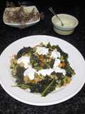 Col kale con garbanzos y salsa de yogur natural 0%