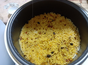 Фото Плов по-одесски или рисовая каша с мясом.