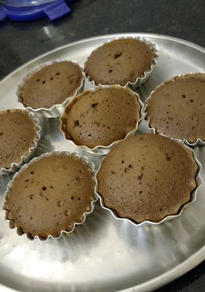 A picture of Cocoa Cupcakes.