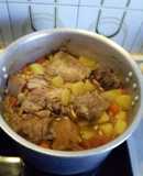 Hoy a tocado hacer cocidito extremeño por el chef David