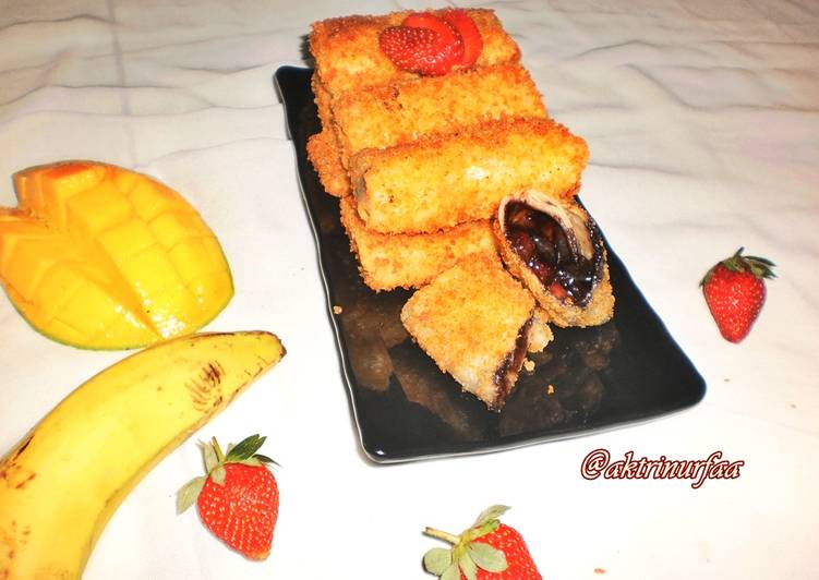 FRUIT RISOLES WITH CHOCOLATE