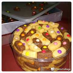 รูปของ Kue Kering Hitam Putih (Black & White Cookies)