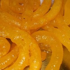 Instant kesar jalebi A picture of Instant kesar jalebi.