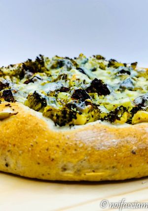 Foto di Pizza Gluten Free con Broccoli, Caciocavallo e Nduja