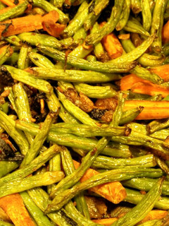 A picture of Dry Roasted string beans in tamari sauce 烤四季豆.