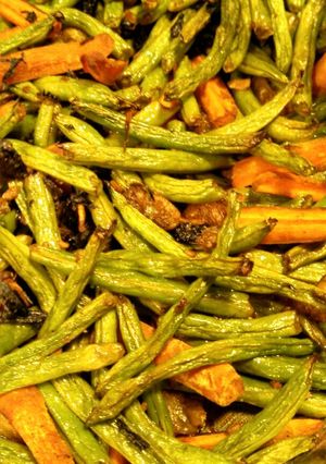A picture of Dry Roasted string beans in tamari sauce 烤四季豆.