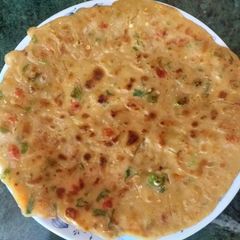 A picture of Anda paratha.