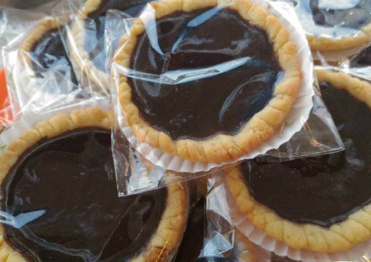  Resep  Pie  Susu  Rasa  Coklat oleh Etika Rachmi Anggraeni 