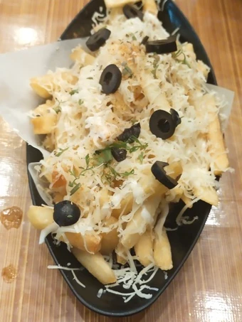 Easy Steps to Make Cheese french fries the Delicious So Delicious