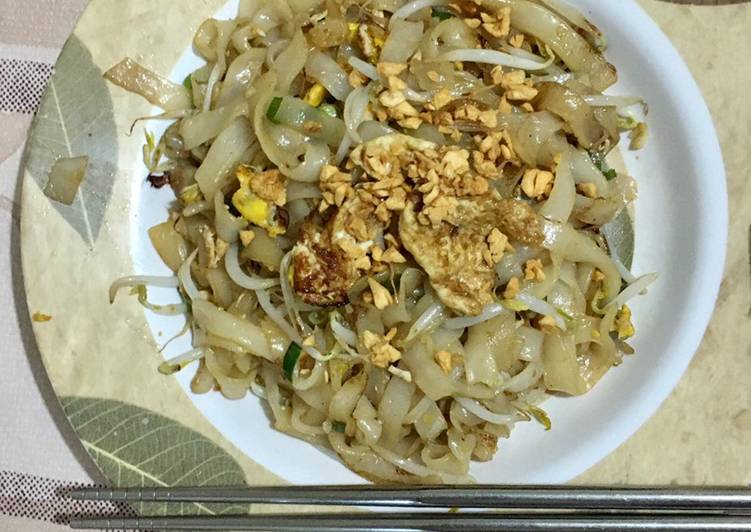 Bagaimana Membuat Kwetiau goreng polos (tanpa sayur hijau) pek cha Anti Gagal