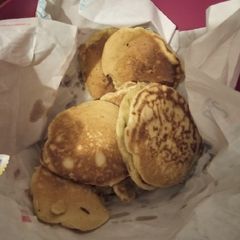 A picture of Lemon drop scones.