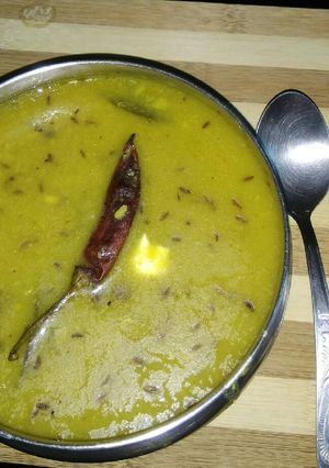 A picture of Panch Mel dal.