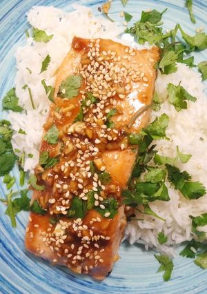 Una foto de Lomo de salmón estilo thai