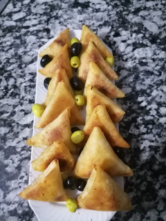 صورة لوصفة بريوات بالطونة