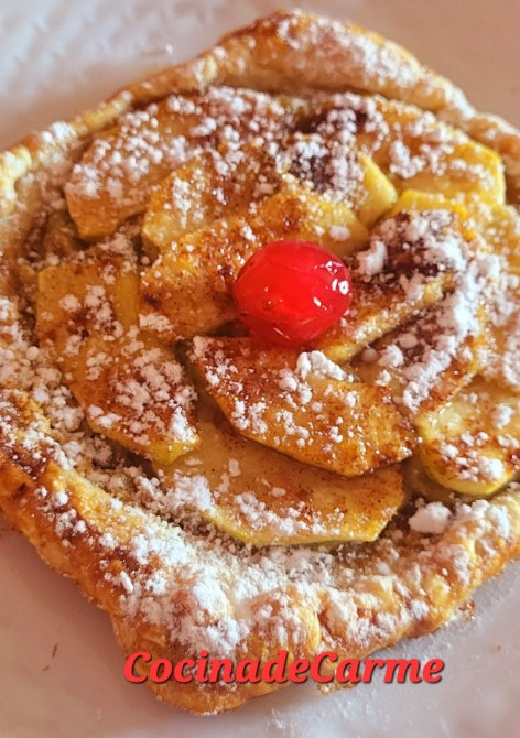 Una foto de Tartas de manzana con crema de pistachos
