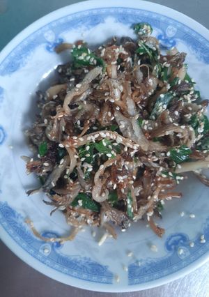 Hình của món Gỏi nấm bào ngư.