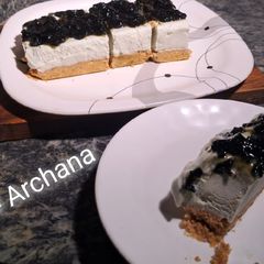 A picture of Blueberry cheese pastry.