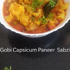 A picture of Gobhi Capsicum Paneer Sabzi.
