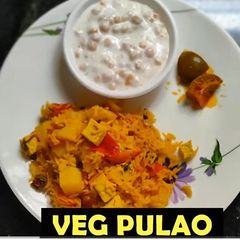 Vegetable pulao A picture of Vegetable pulao.
