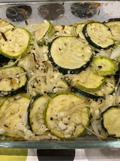 Una foto de Calabacín con queso feta al horno