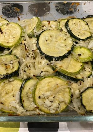 Una foto de Calabacín con queso feta al horno