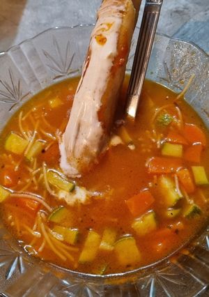 Una foto de SOPA DE FIDEO CON TACOS DORADOS DE JAMÓN 🌮