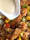Comida Saudável - Salada de Quinoa com Frango e Molho de Hummus