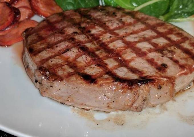 Grilled Steak & Salad 🥗