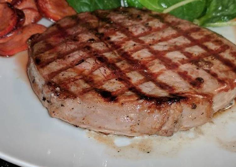 Grilled Steak &amp; Salad 🥗