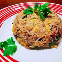 A picture of 泰式羅勒炒豬肉碎炒飯 THAI BASIL MINCED PORK FRIED RICE.