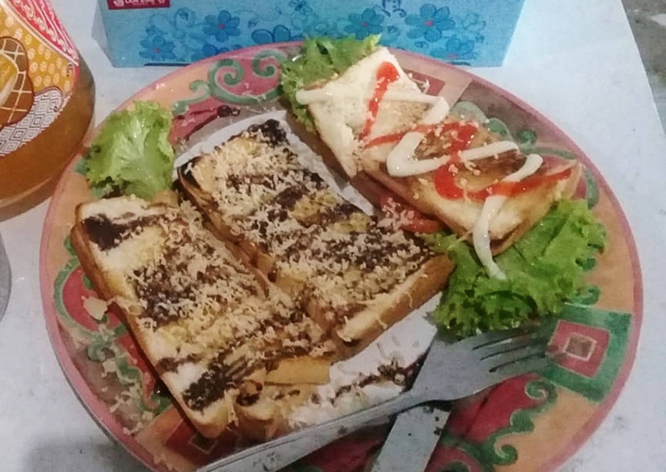 Sandwich & Roti Bakar Coklat Keju