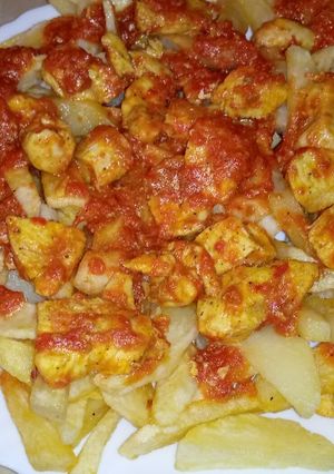 صورة لوصفة 🍅 بطاطا مقلية باسكالوب وصوص طماطم 🍅